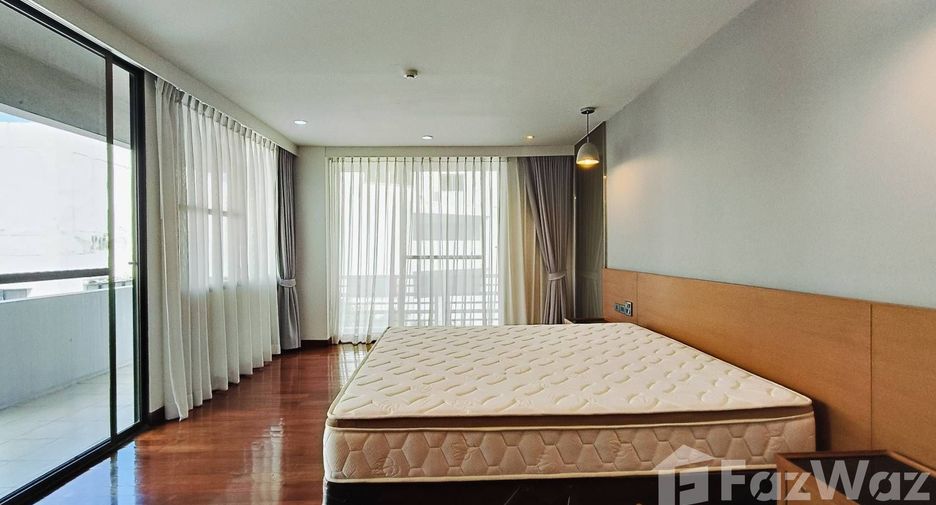 Apartment zur Miete mit 3 Zimmer in Khlong Toei, Bangkok