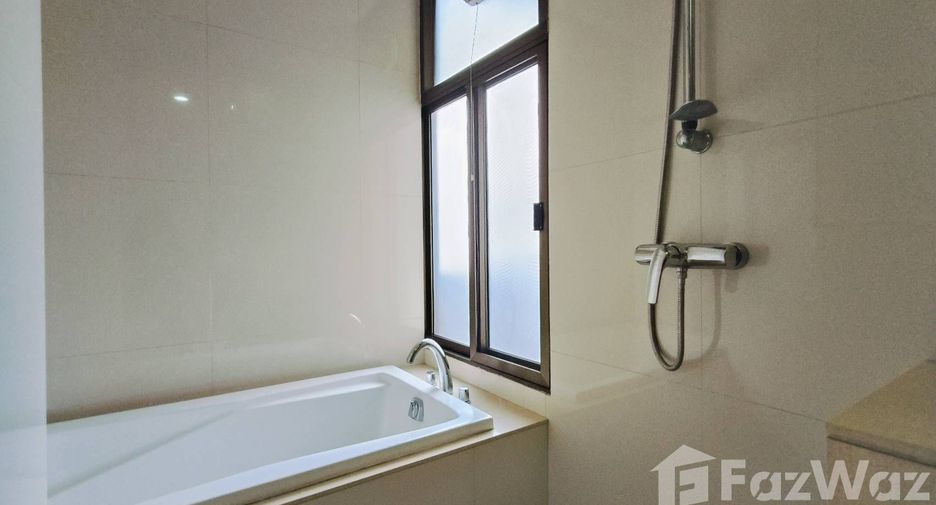 Apartment zur Miete mit 3 Zimmer in Khlong Toei, Bangkok