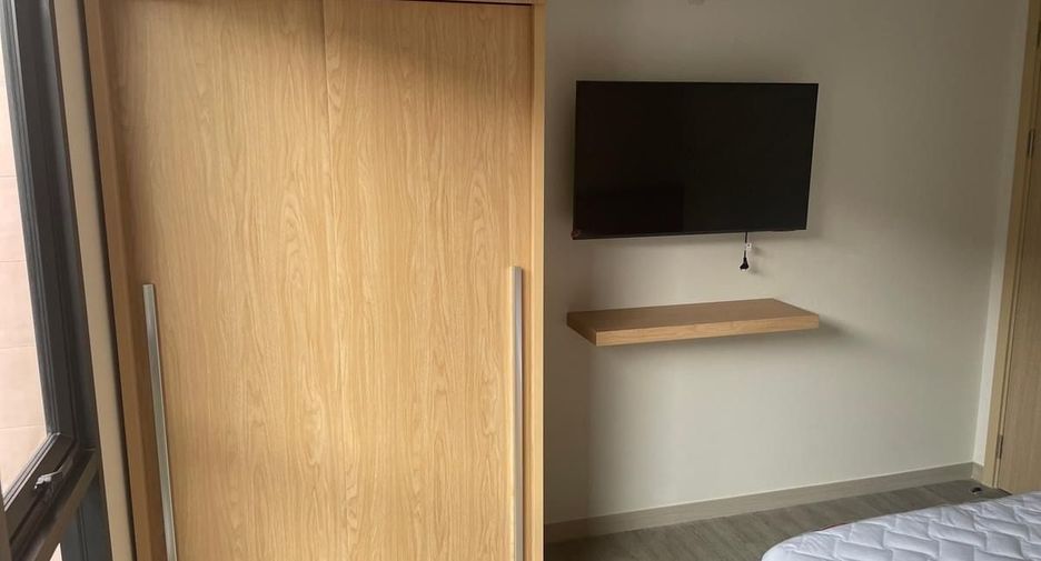 For rent 1 bed condo in Yan Nawa, Bangkok