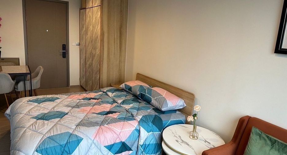 For rent 1 bed condo in Pathum Wan, Bangkok