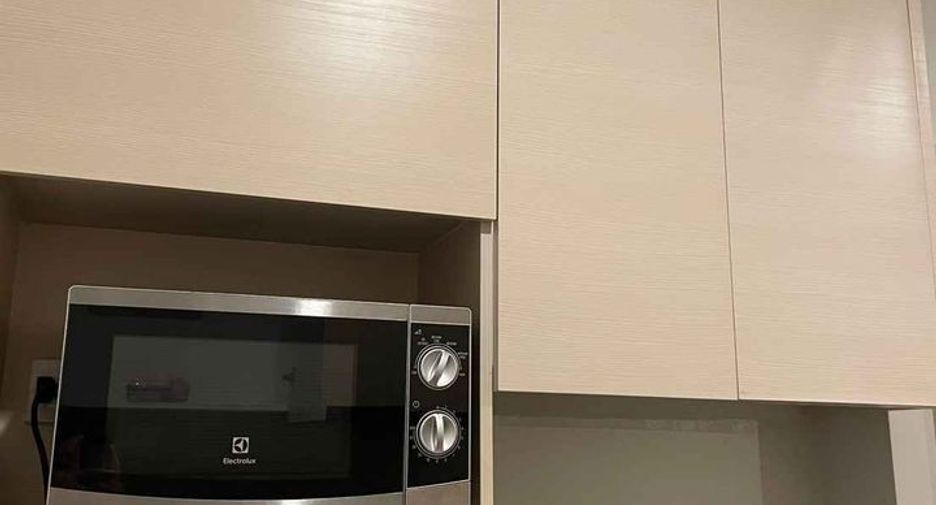 Condo en alquiler de 1 habitaciones en Huai Khwang, Bangkok