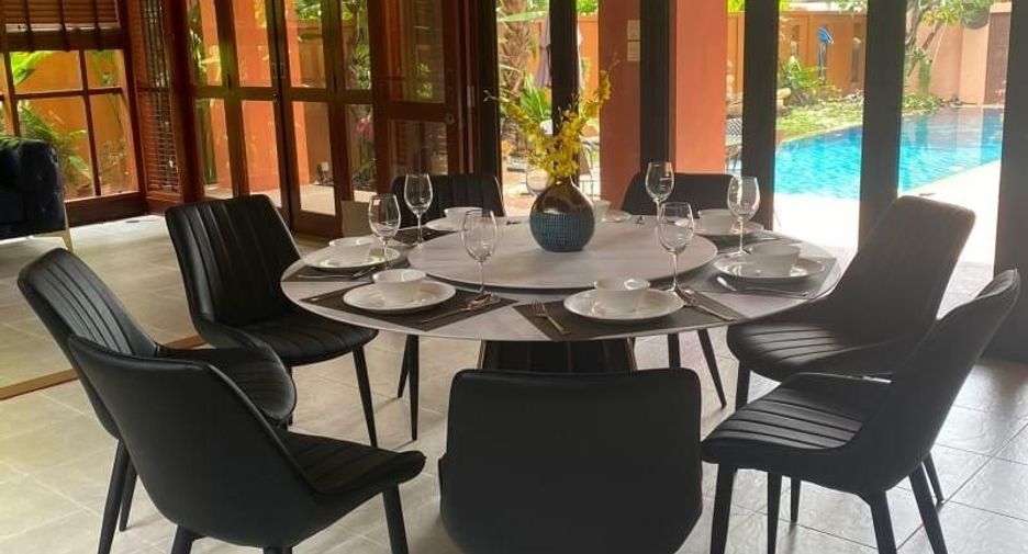 For rent 5 bedrooms house in Suan Luang, Bangkok