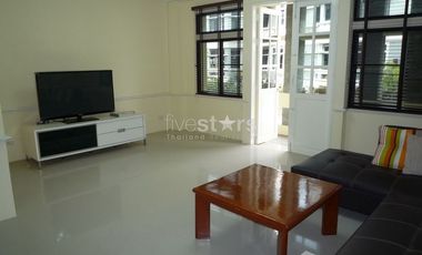 For rent 3 bedrooms house in Watthana, Bangkok