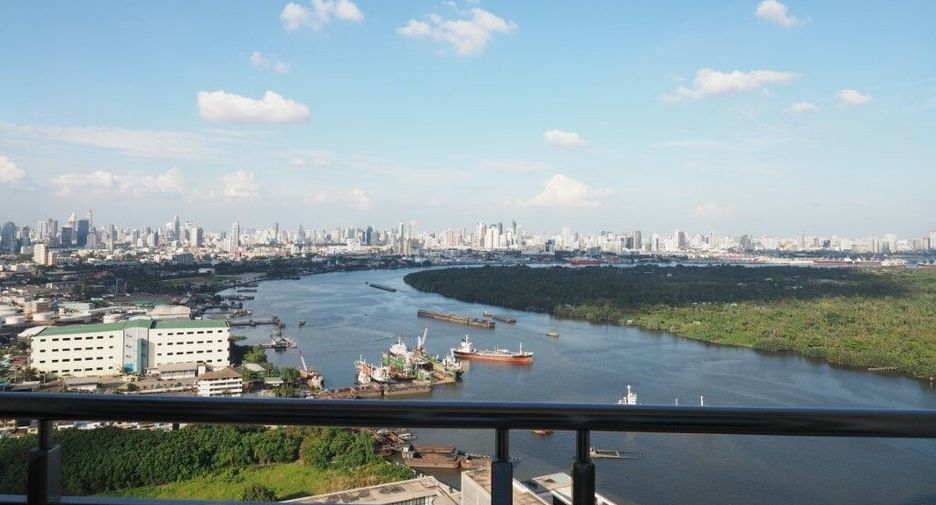 For rent 2 bedrooms condo in Yan Nawa, Bangkok