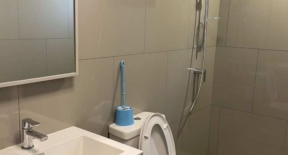 For rent 2 bedrooms condo in Bang Sue, Bangkok