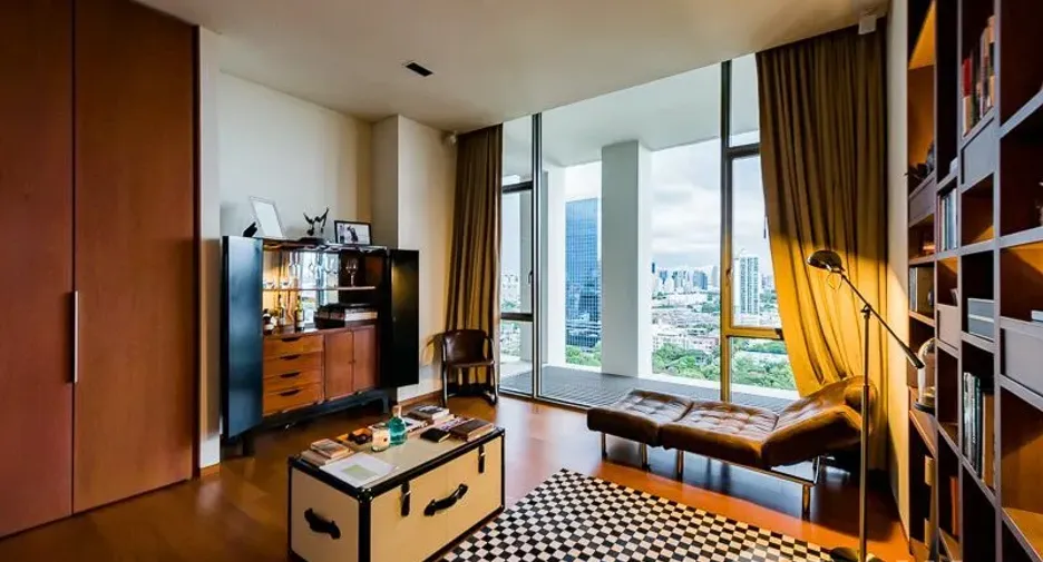 ให้เช่า 3 ห้องนอน คอนโด ใน สาทร, กรุงเทพฯ