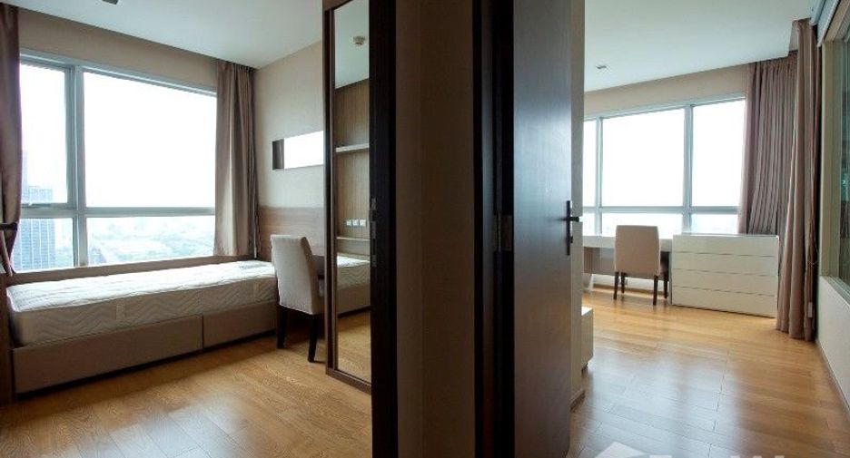 For rent 2 bedrooms condo in Watthana, Bangkok