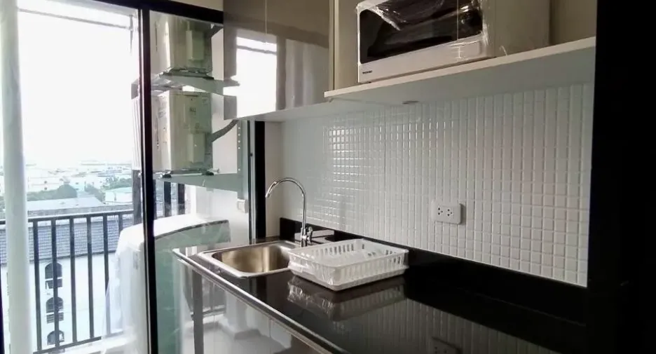 Condo en alquiler de 2 habitaciones en Watthana, Bangkok