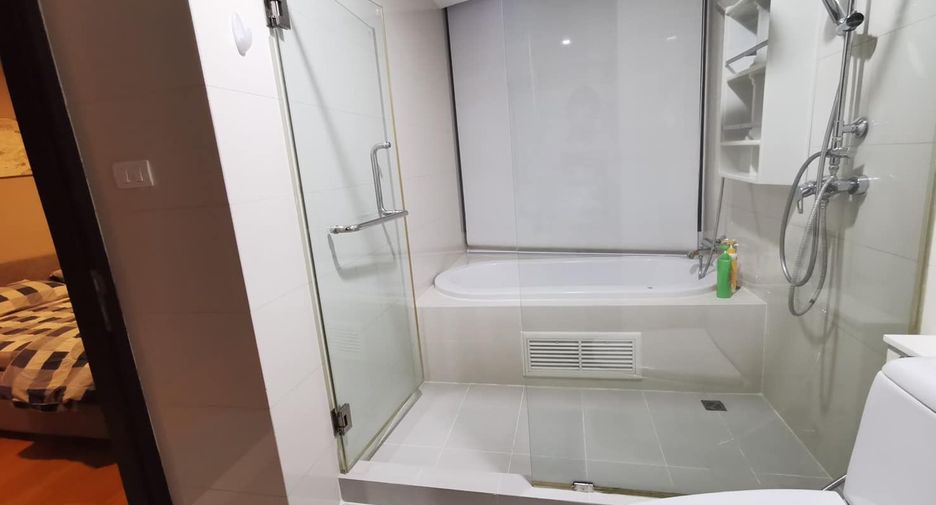 Wohnung zur Miete mit 2 Zimmer in Watthana, Bangkok