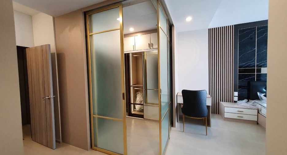 Wohnung zur Miete mit 2 Zimmer in Pathum Wan, Bangkok