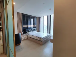 For rent 2 bedrooms condo in Pathum Wan, Bangkok