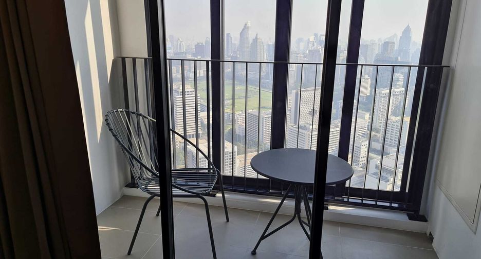 À louer 1 chambre condo à Bang Rak, Bangkok