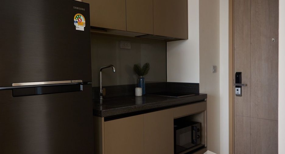 For rent 1 bed condo in Huai Khwang, Bangkok