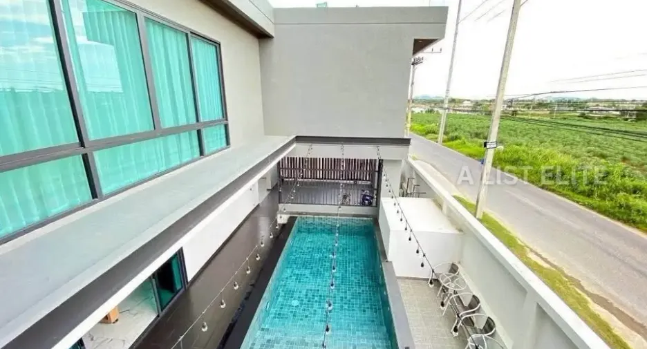 Haus zur Miete mit 6 Zimmer in Bang Lamung, Chonburi