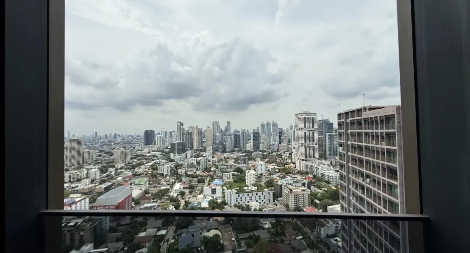 Condo en alquiler de 1 habitaciones en Khlong Toei, Bangkok