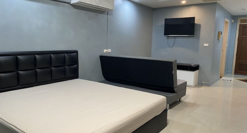 For rent 1 bed condo in Sathon, Bangkok