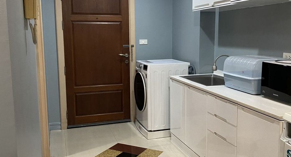 For rent 1 bed condo in Sathon, Bangkok