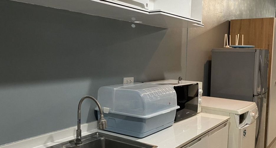 For rent 1 bed condo in Sathon, Bangkok