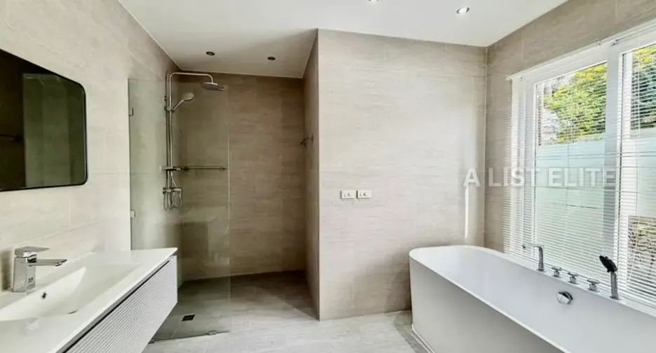 For rent 3 bedrooms house in Bang Lamung, Chonburi