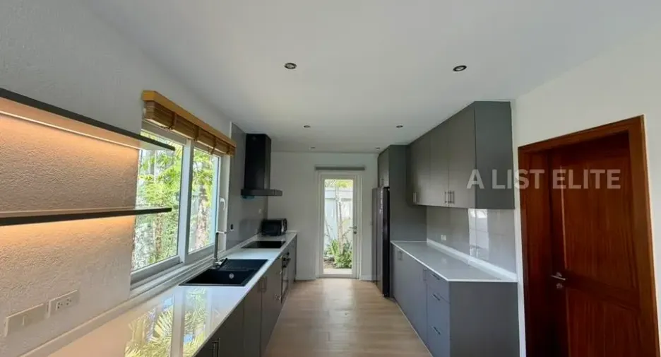 For rent 3 bedrooms house in Bang Lamung, Chonburi