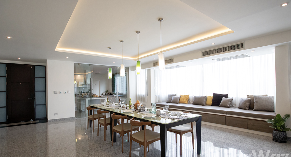 Wohnung zur Miete mit 3 Zimmer in Watthana, Bangkok