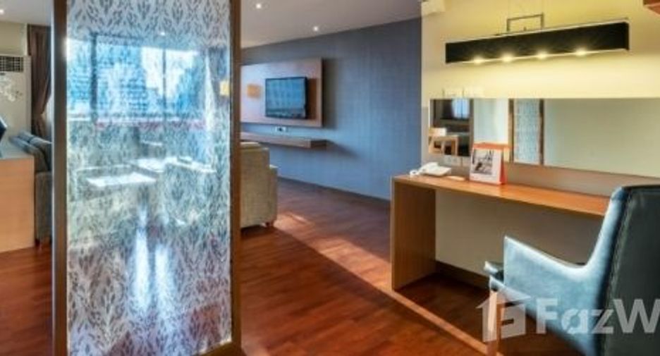 For rent 2 bedrooms apartment in Sathon, Bangkok