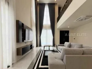 Haus zur Miete mit 4 Zimmer in Bang Lamung, Chonburi