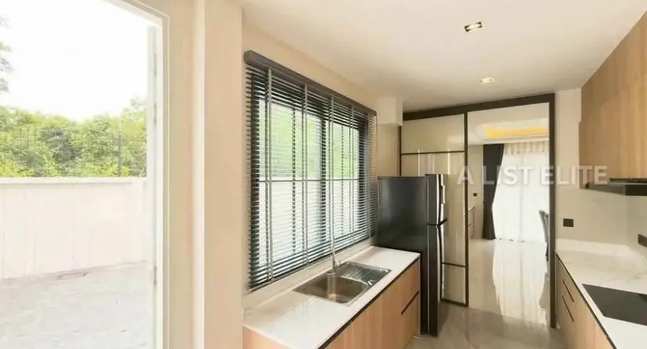 For rent 4 bedrooms house in Bang Lamung, Chonburi