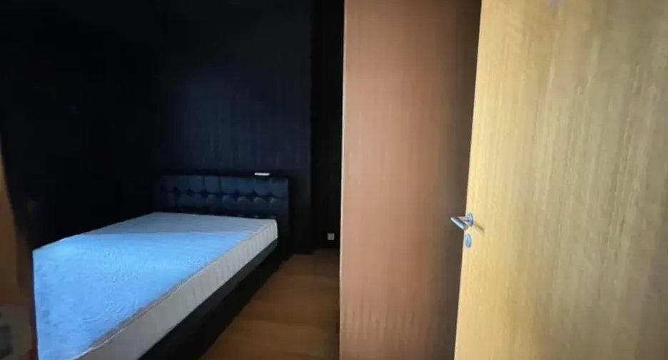 For rent 2 bedrooms condo in Sathon, Bangkok