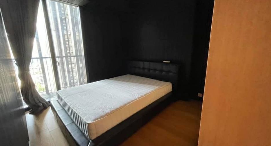 For rent 2 bedrooms condo in Sathon, Bangkok