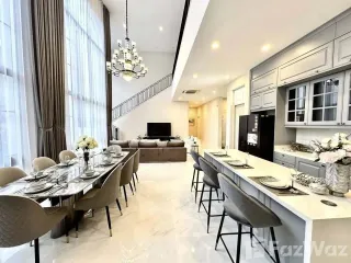 À louer 5 chambres maison à Bang Kapi, Bangkok