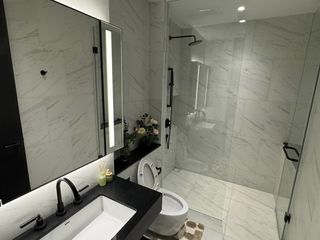 Condo en alquiler de 2 habitaciones en Sathon, Bangkok