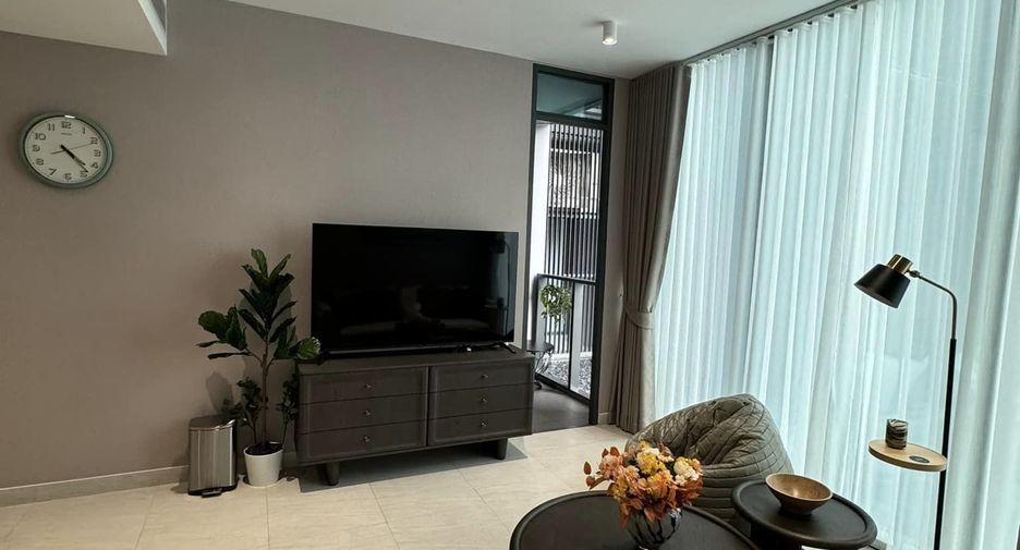 For rent 2 bedrooms condo in Sathon, Bangkok