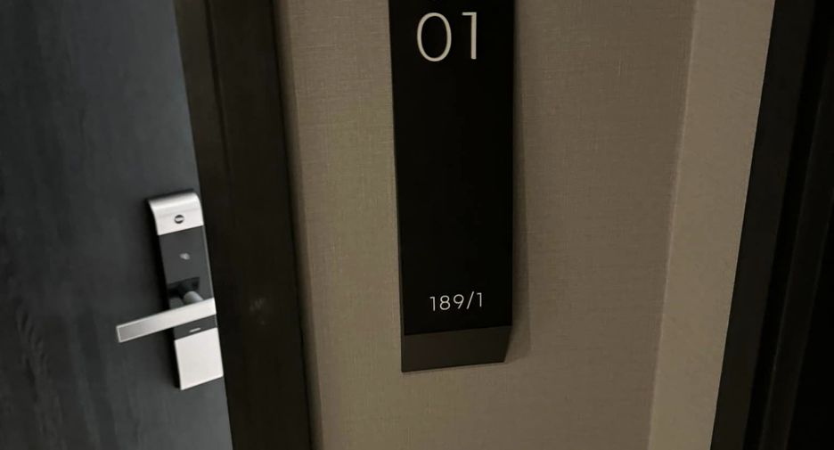 For rent 2 bedrooms condo in Sathon, Bangkok