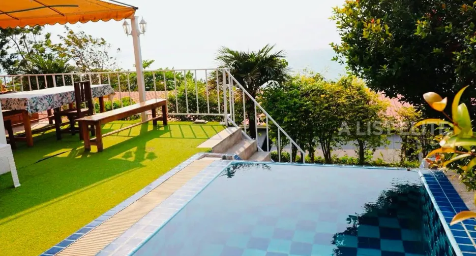 Haus zur Miete mit 6 Zimmer in Bang Lamung, Chonburi