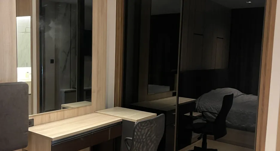 For rent 1 bed condo in Watthana, Bangkok