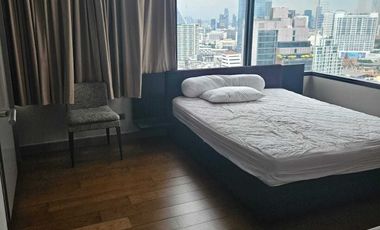 For rent 2 bedrooms condo in Bang Rak, Bangkok
