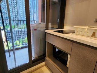 For rent studio condo in Huai Khwang, Bangkok