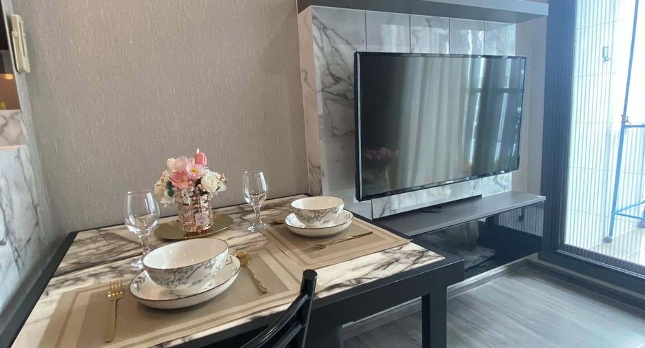 Wohnung zur Miete mit 1 Zimmer in Khlong San, Bangkok