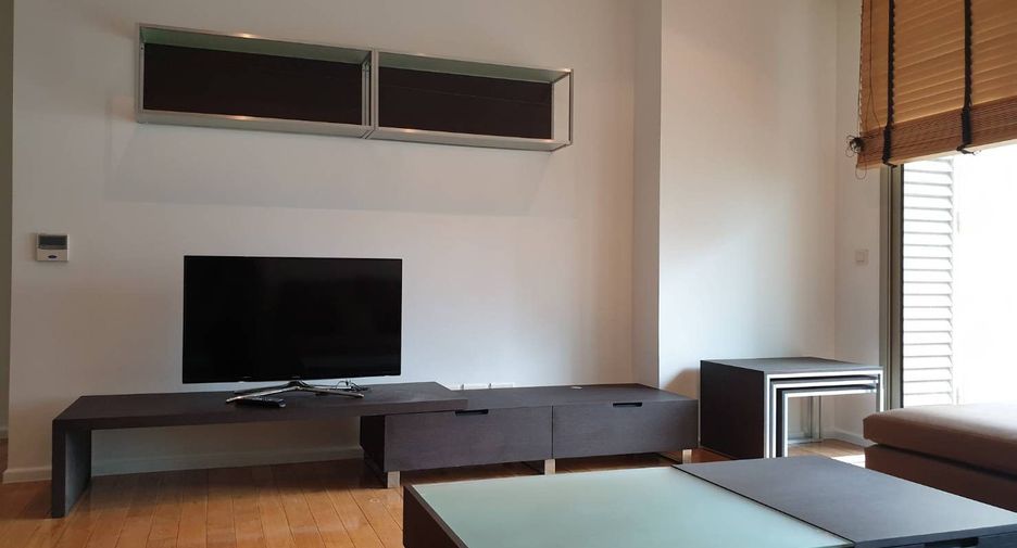 For rent 2 bedrooms condo in Sathon, Bangkok