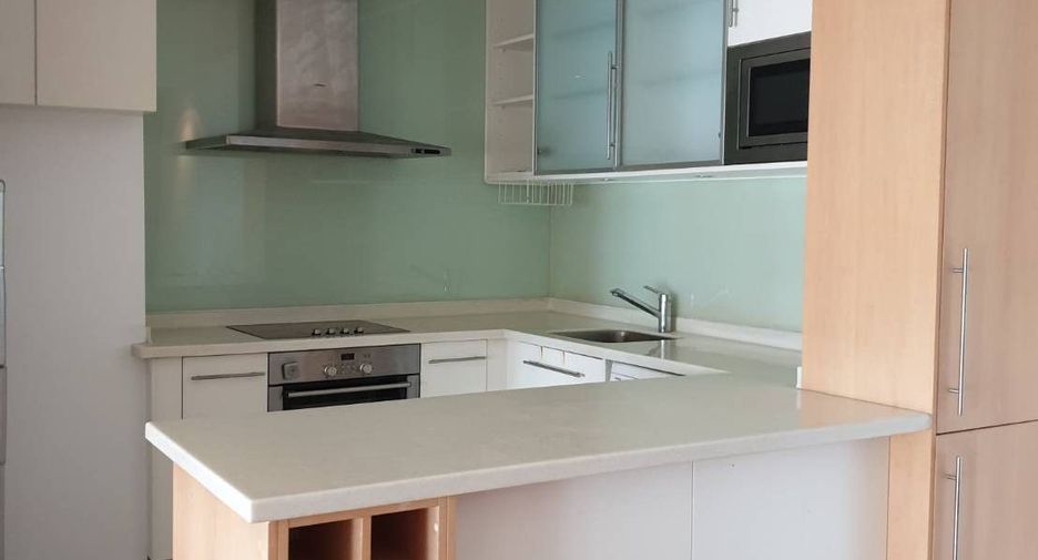 For rent 2 bedrooms condo in Sathon, Bangkok