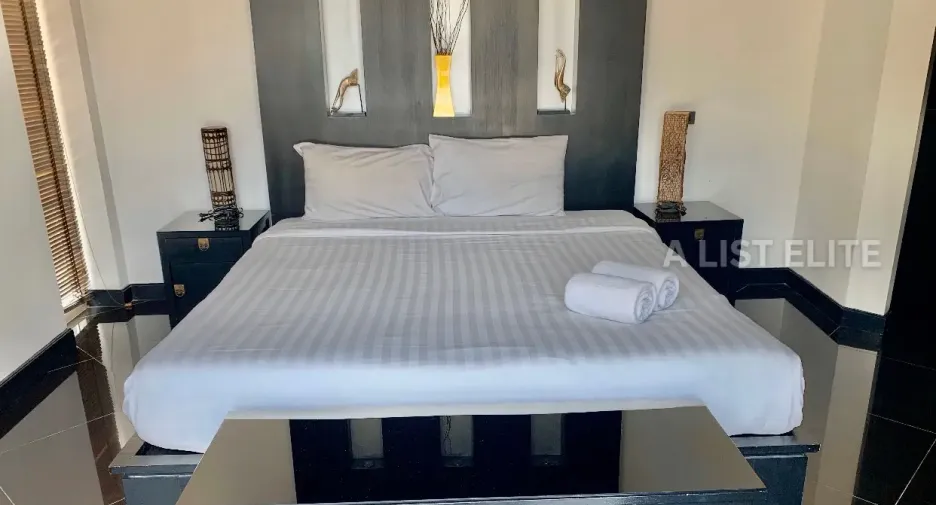Haus zur Miete mit 5 Zimmer in Bang Lamung, Chonburi