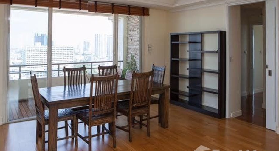 For rent 3 bedrooms condo in Watthana, Bangkok