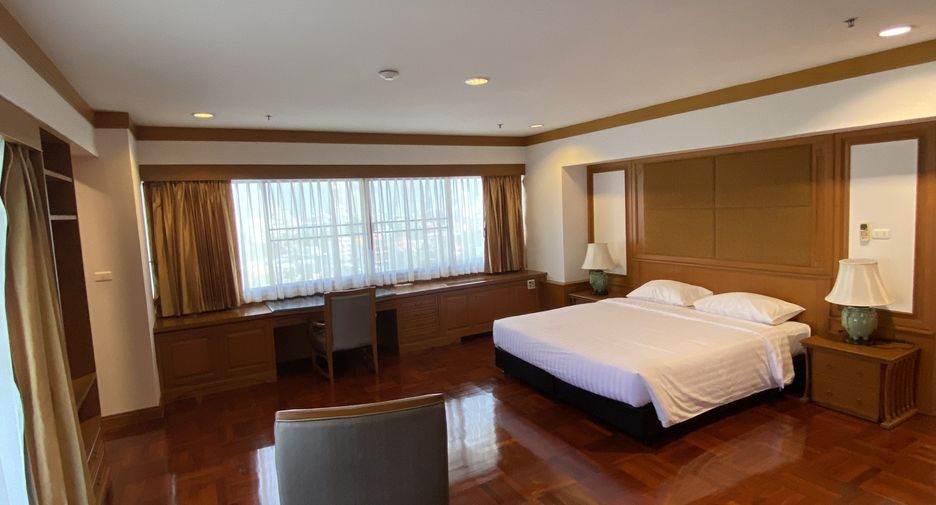 Apartamento en alquiler de 4 habitaciones en Watthana, Bangkok