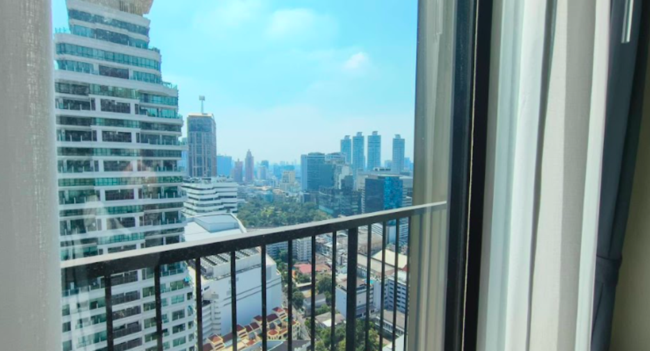 For rent 1 bed condo in Watthana, Bangkok