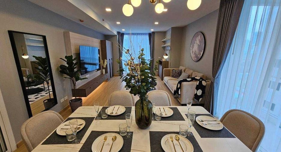 À louer 2 chambres condo à Pathum Wan, Bangkok