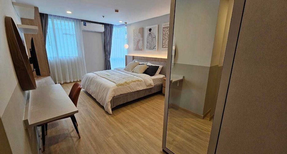 À louer 2 chambres condo à Pathum Wan, Bangkok