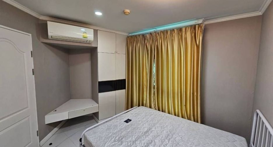 Condo en alquiler de 4 habitaciones en Huai Khwang, Bangkok