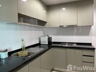 For rent 3 ベッドルーム condo in Huai Khwang, Bangkok