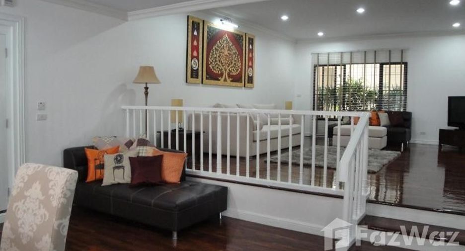 For rent 3 bedrooms condo in Sathon, Bangkok